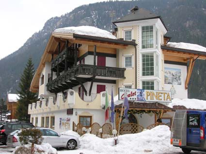 Hotel Chalet Pineta i Canazei